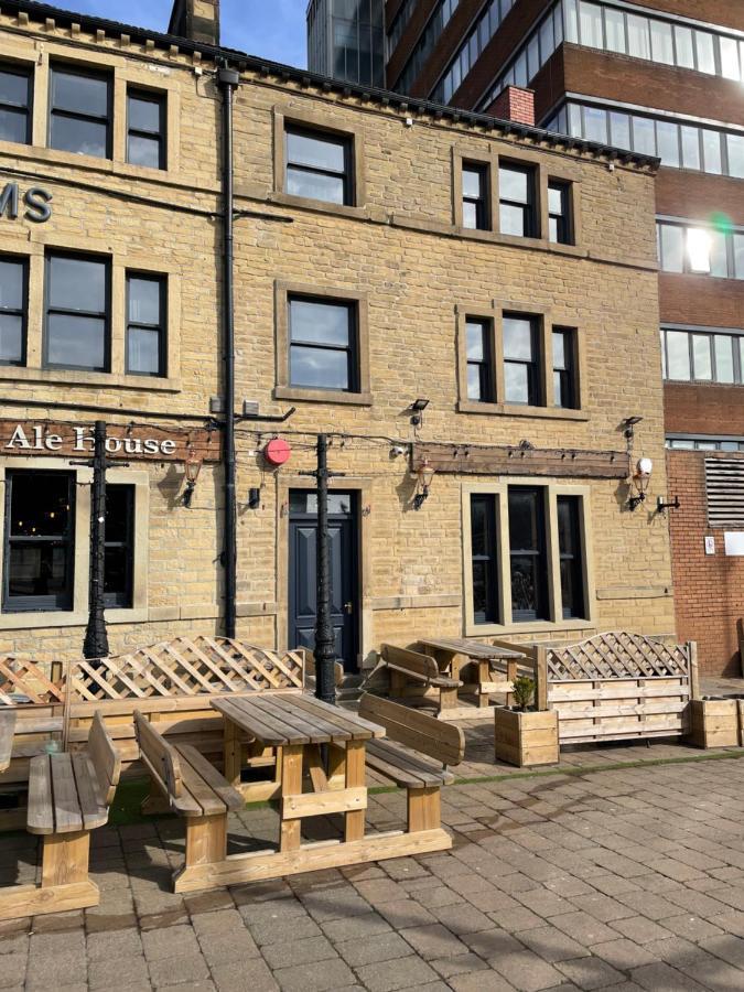 Plumbers Arms Hotel Хъдърсфийлд Екстериор снимка