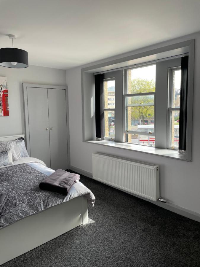 Plumbers Arms Hotel Хъдърсфийлд Екстериор снимка